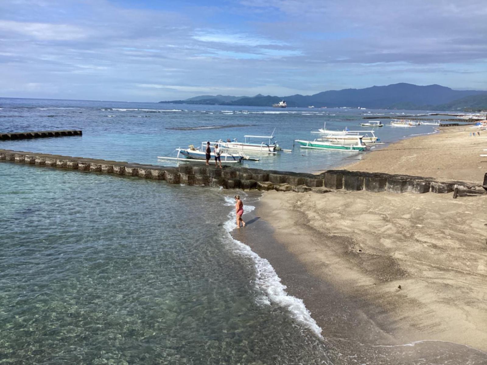 Puri Oka Beach Bungalows 甘地达萨 外观 照片
