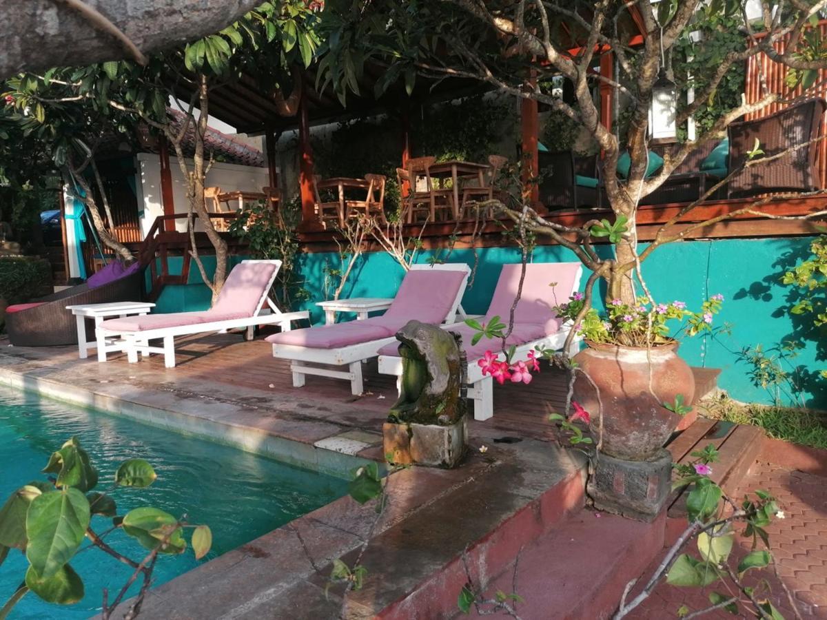 Puri Oka Beach Bungalows 甘地达萨 外观 照片