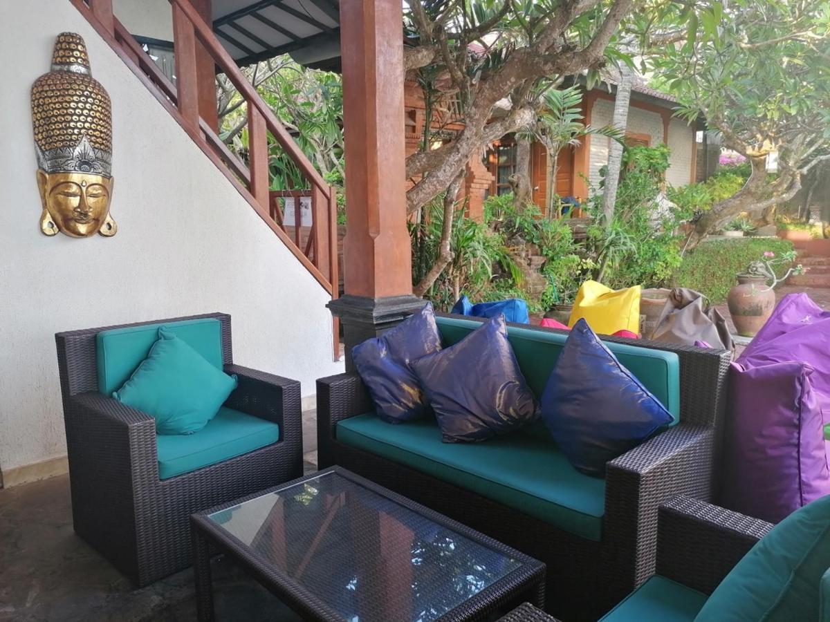 Puri Oka Beach Bungalows 甘地达萨 外观 照片